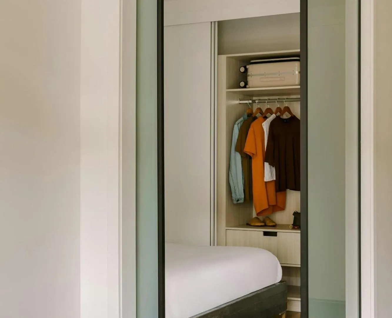 Sonder By Marriott Bonvoy Maisonneuve Apartments Downtown Montreal