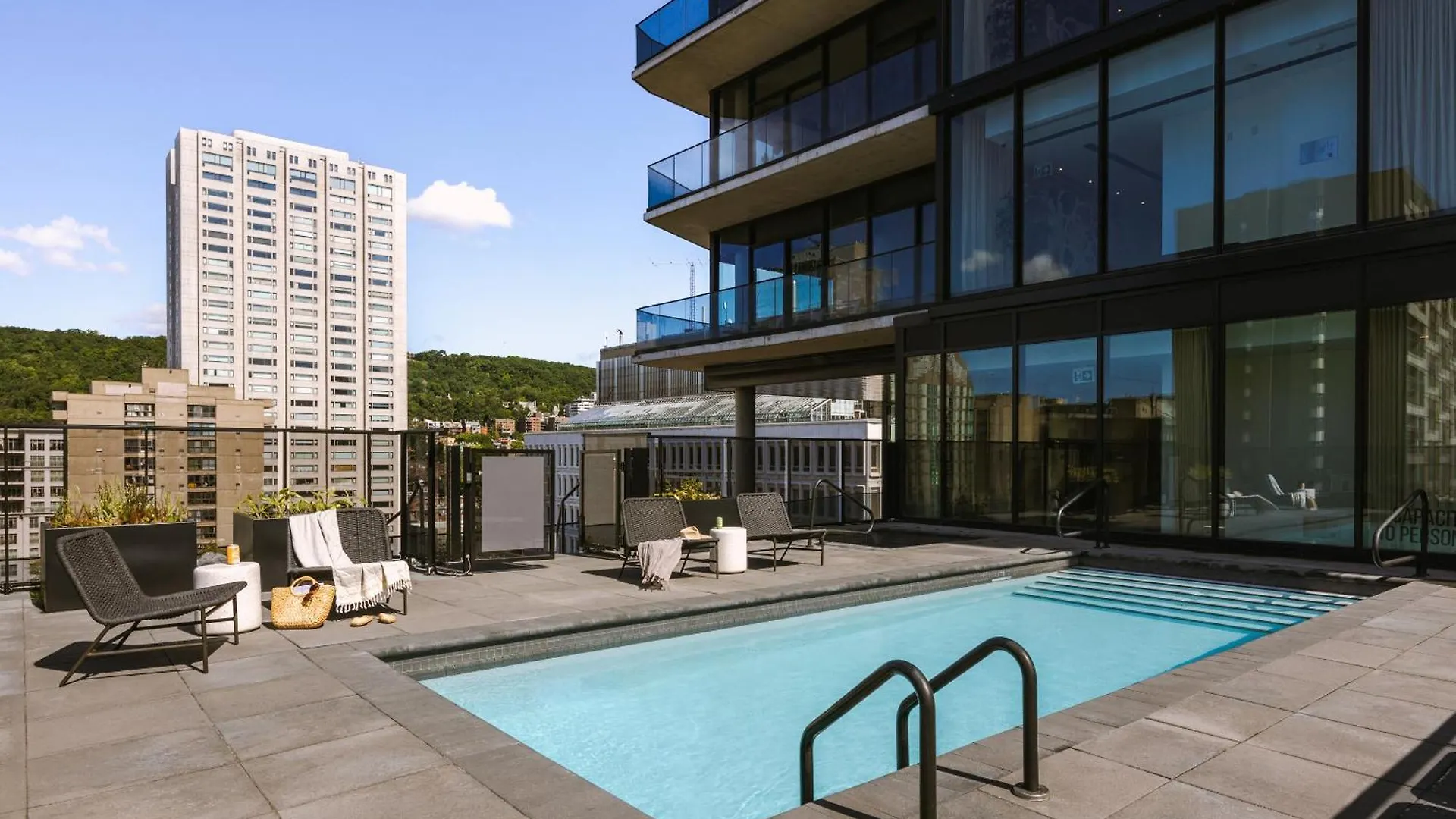 Sonder Maisonneuve Montreal Aparthotel